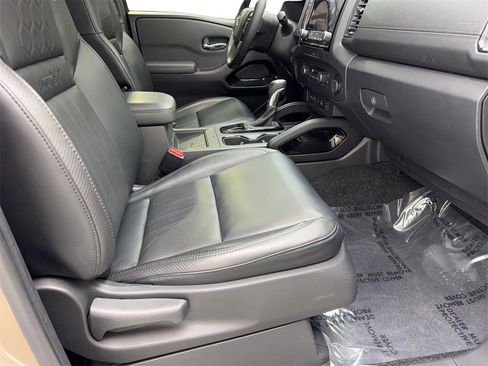 Used 2022 Nissan Frontier Pro-X w/ Pro-X Premium Package image 45