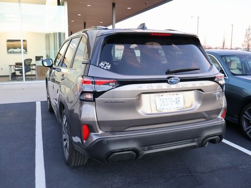 Used 2025 Subaru Forester Touring image 14