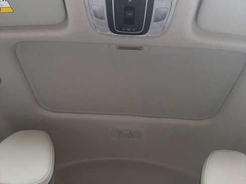 New 2026 Hyundai Elantra Limited FWD image 25