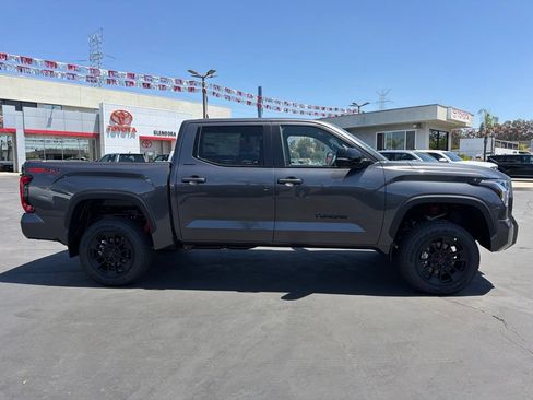 New 2026 Toyota Tundra Limited AWD/4WD image 12