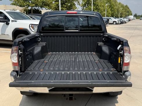Used 2013 Toyota Tacoma PreRunner w/ SR5 Pkg RWD image 30