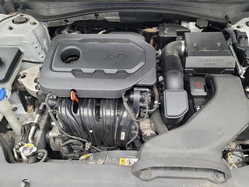 Used 2020 Kia Optima LX FWD image 30