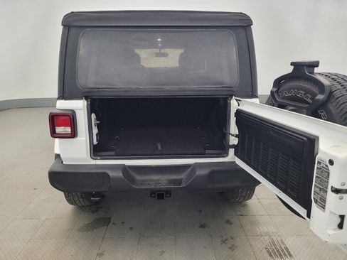 Used 2018 Jeep Wrangler Unlimited Sport S AWD/4WD image 29