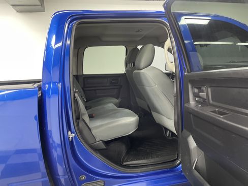 Used 2015 RAM 1500 Express image 19
