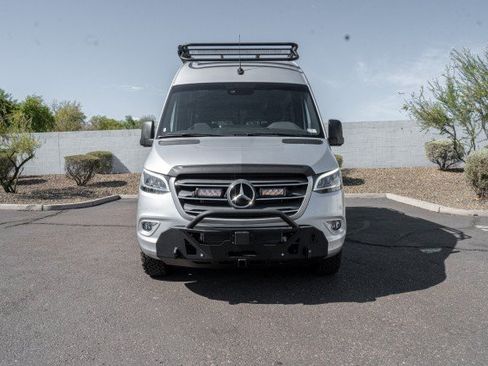 Used 2024 Mercedes-Benz Sprinter 2500 image 3