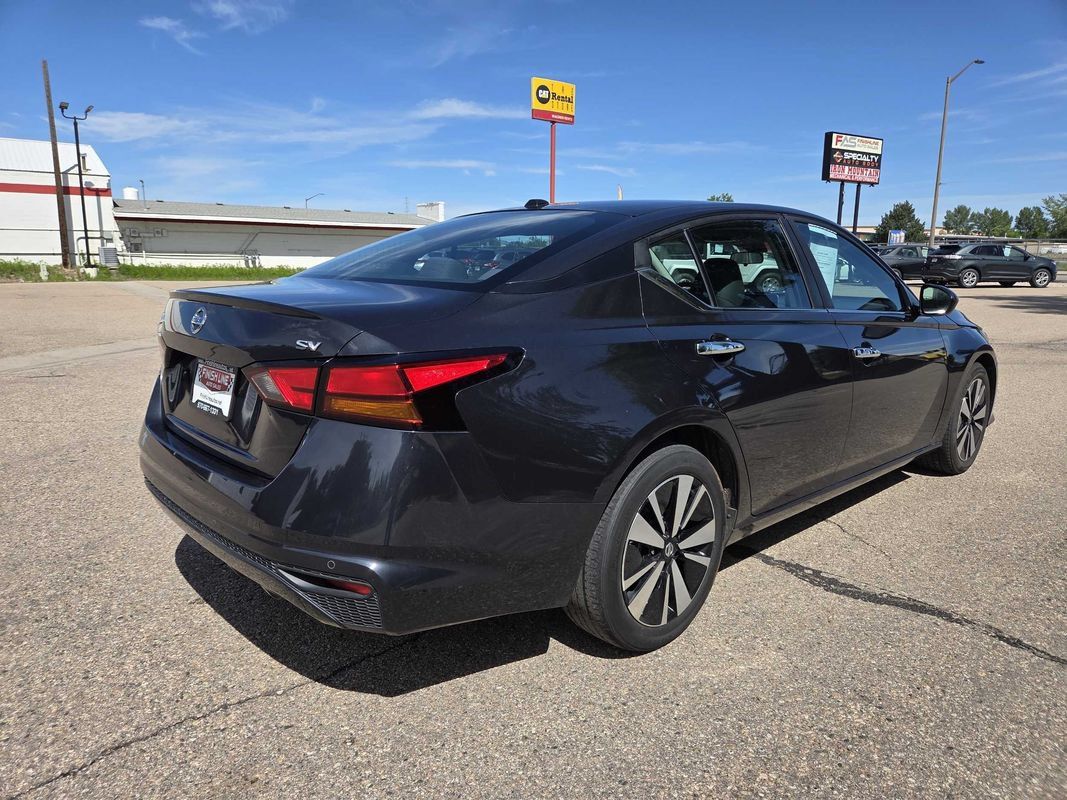 Used 2021 Nissan Altima 2.5 SV FWD image 4