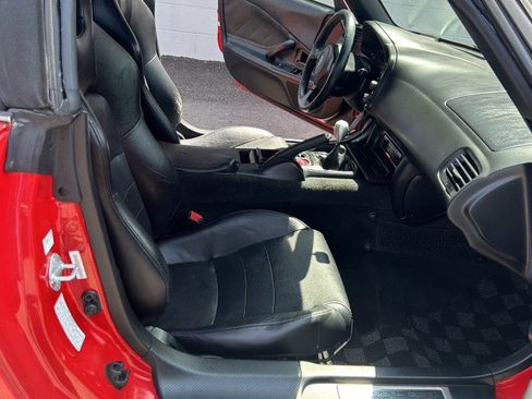 Used 2000 Honda S2000 image 22