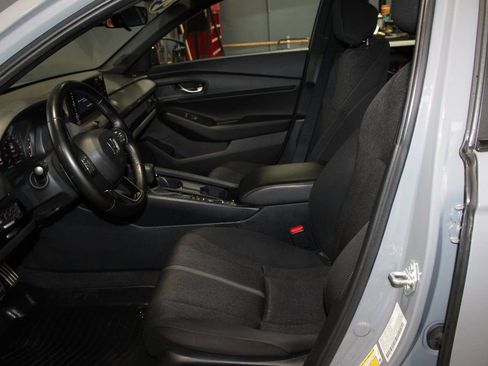 Used 2024 Honda Accord Sport image 9
