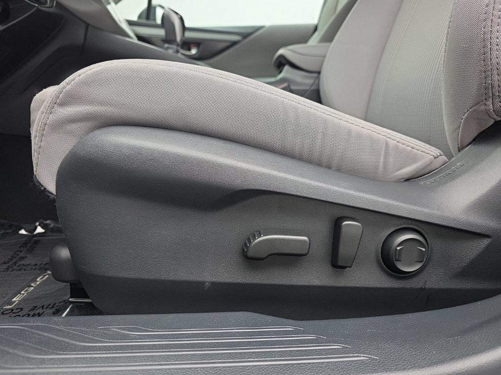 Used 2025 Subaru Legacy Premium AWD/4WD image 14