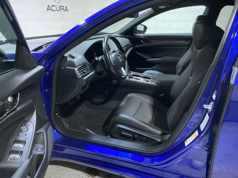 Used 2022 Honda Accord Sport image 2