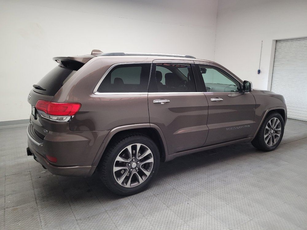 Used 2018 Jeep Grand Cherokee Overland AWD/4WD image 10