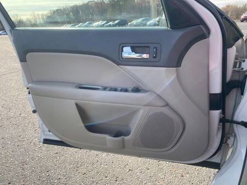 Used 2012 Ford Fusion SEL image 17