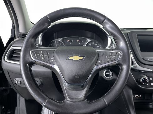 Used 2020 Chevrolet Equinox LT image 14