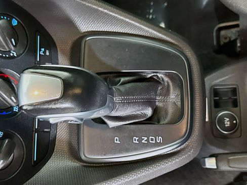 Used 2018 Ford Transit Connect XL image 20