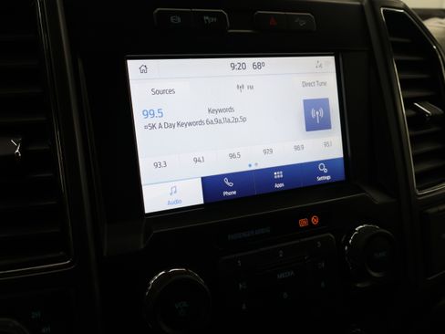 Used 2022 Ford F250 XLT w/ Black Appearance Package image 11