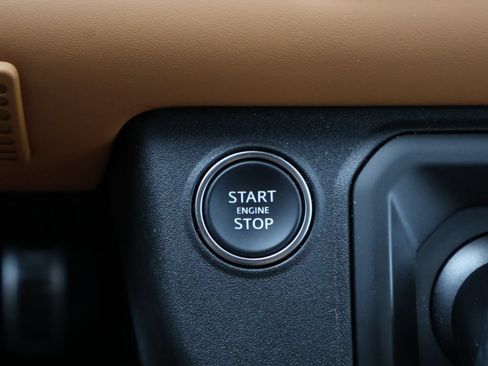 Used 2024 Land Rover Defender 110 X AWD/4WD image 27