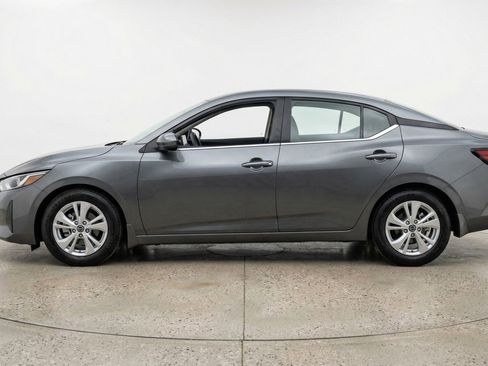 Used 2025 Nissan Sentra S FWD image 5