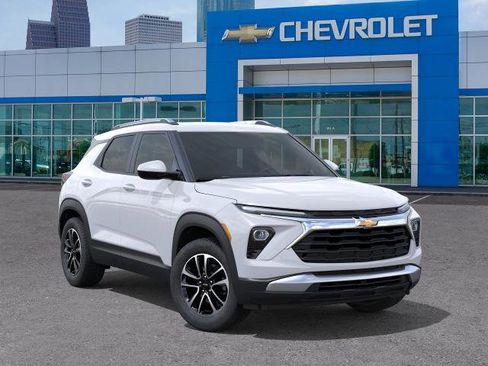 New 2026 Chevrolet TrailBlazer LT w/ LT Cold Weather Package AWD/4WD image 7