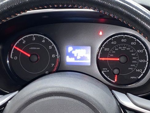 Used 2018 Subaru Crosstrek 2.0i Premium image 16