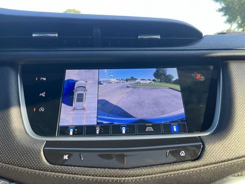 Certified 2025 Cadillac XT5 Sportv w/ Technology Package AWD/4WD image 29