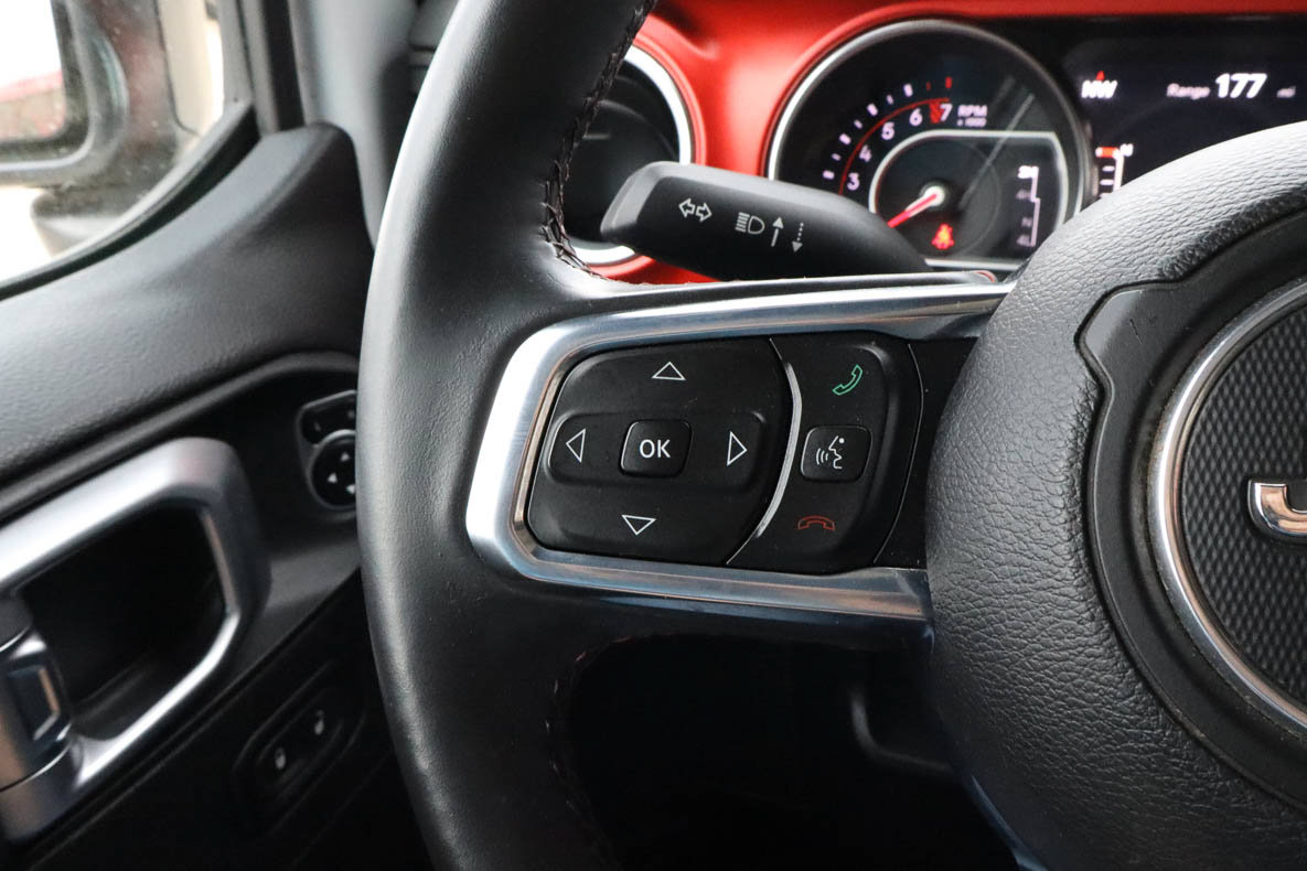 Used 2020 Jeep Gladiator Rubicon AWD/4WD image 37