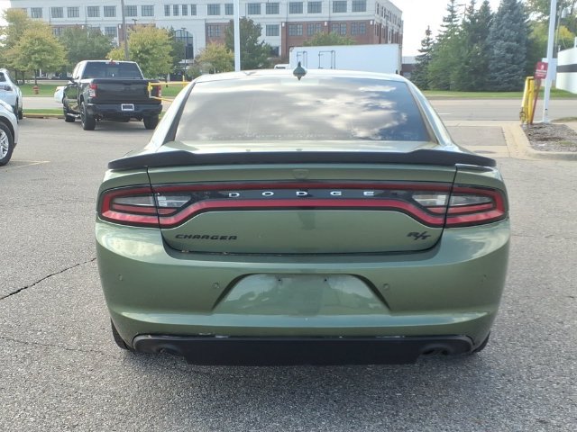 Used 2018 Dodge Charger R/T w/ Blacktop Package RWD image 6