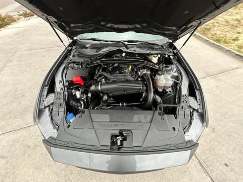 Used 2025 Ford Mustang Premium RWD image 33