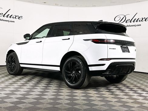 Used 2022 Land Rover Range Rover Evoque R-Dynamic S image 4