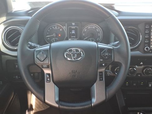 Certified 2021 Toyota Tacoma TRD Off-Road w/ Technology Package image 12