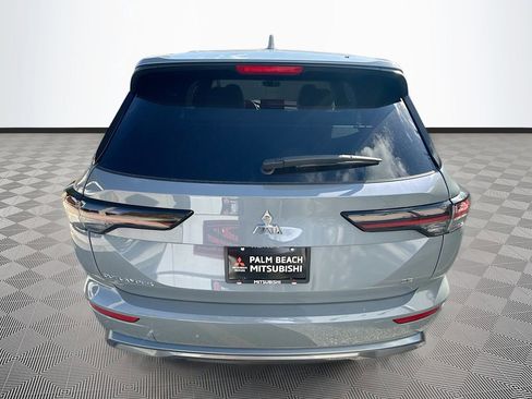 New 2026 Mitsubishi Outlander SE FWD image 6