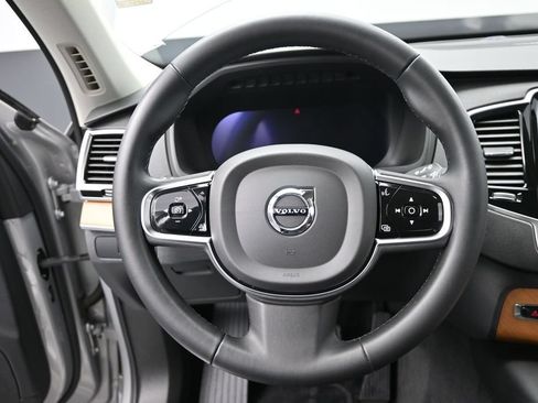Used 2023 Volvo XC90 B6 Plus w/ Protection Package Premier AWD/4WD image 10