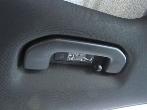 Used 2022 Mercedes-Benz GLA 250 4MATIC w/ Premium Package Lite image 31