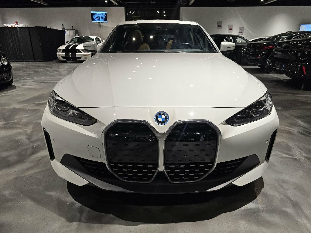 Used 2023 BMW i4 eDrive35 w/ Premium Package RWD image 2