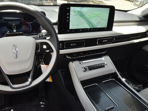 New 2026 Lincoln Aviator Reserve w/ Illumination Package AWD/4WD image 28
