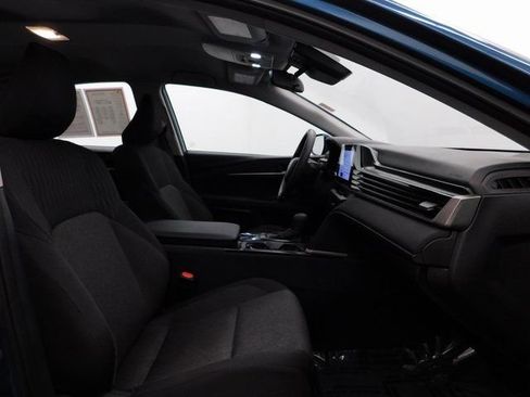 Used 2025 Toyota Camry LE image 34