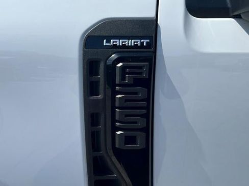 Used 2024 Ford F250 Lariat w/ Tremor Off-Road Package AWD/4WD image 31