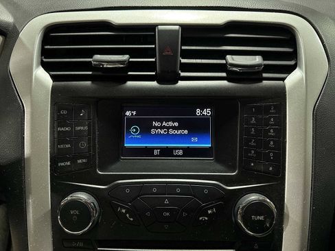 Used 2016 Ford Fusion SE image 20