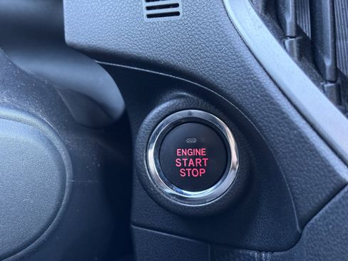 Used 2019 Subaru Forester Premium image 18