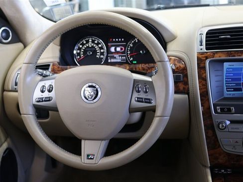 Used 2010 Jaguar XKR R RWD image 18