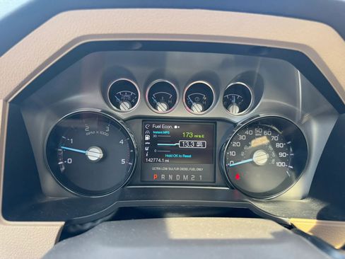 Used 2016 Ford F250 Lariat w/ Lariat Ultimate Package AWD/4WD image 21