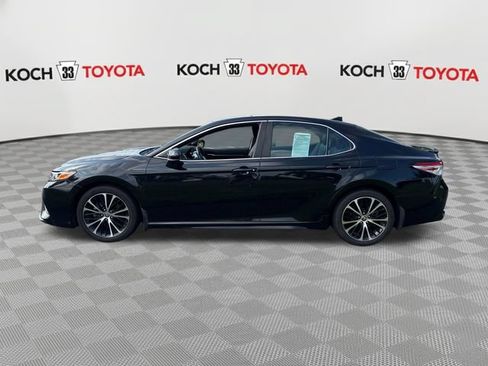 Used 2020 Toyota Camry SE AWD/4WD image 4
