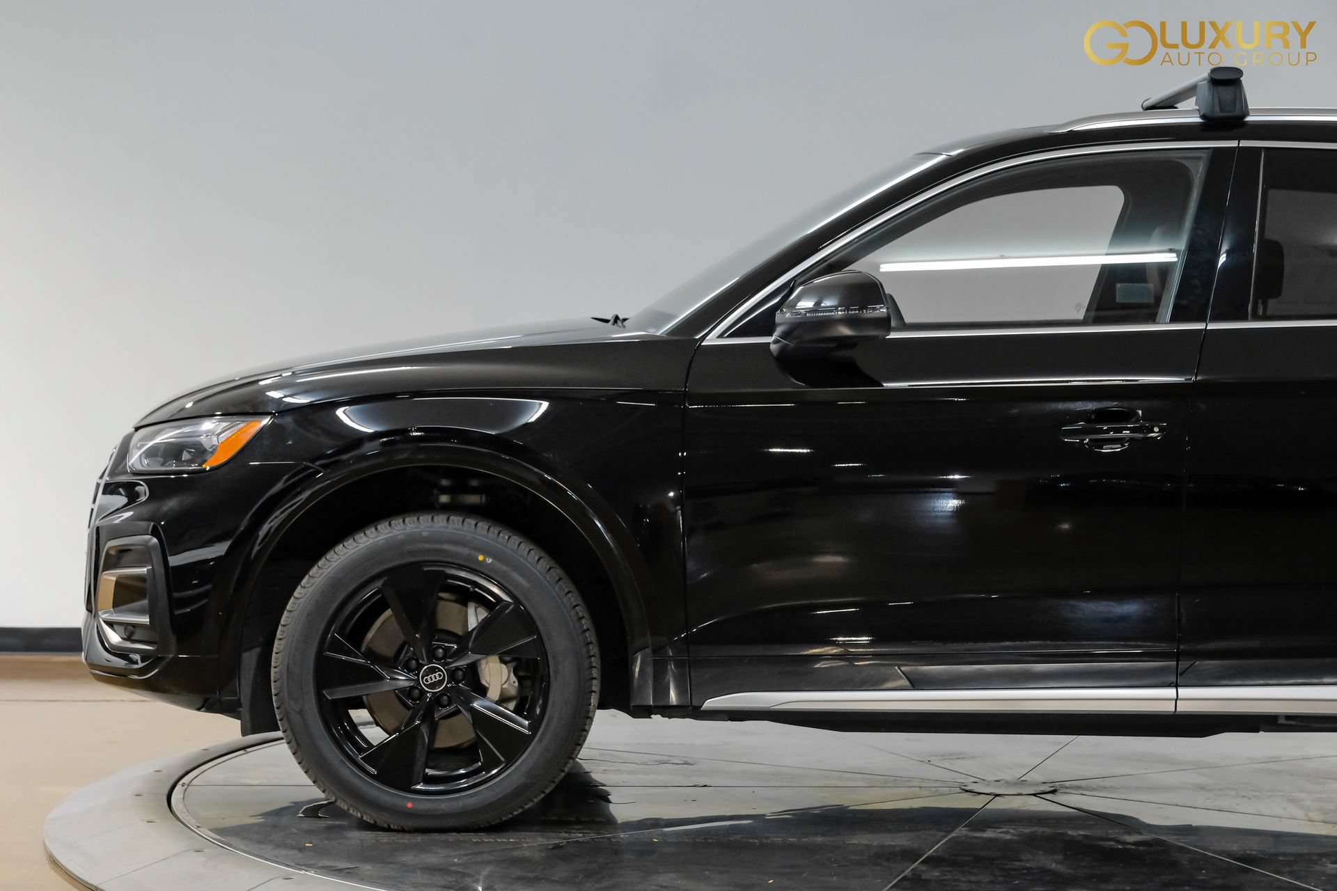 Used 2023 Audi Q5 2.0T Premium w/ Convenience Package AWD/4WD image 14