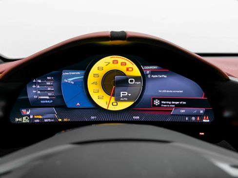 Certified 2022 Ferrari Roma image 27
