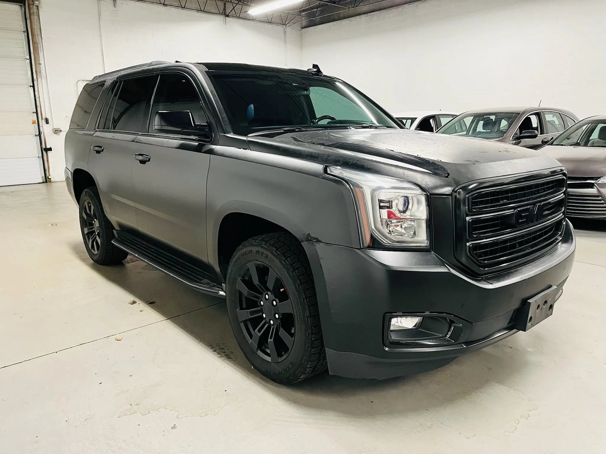 Used 2017 GMC Yukon SLT AWD/4WD image 4