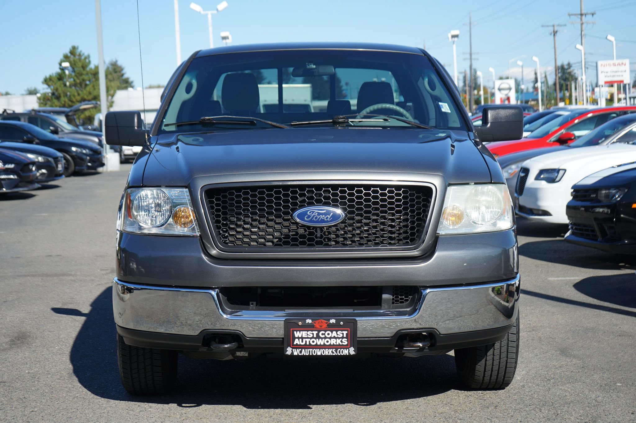 Used 2005 Ford F150 XLT AWD/4WD image 9