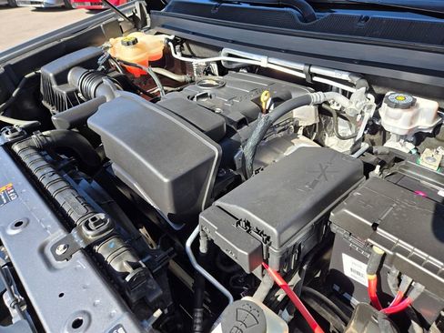 Used 2021 Chevrolet Colorado LT w/ Fleet Safety Package image 21