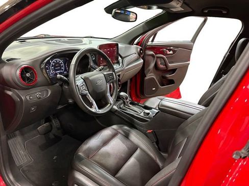 Used 2023 Chevrolet Blazer RS w/ Enhanced Convenience Package image 9