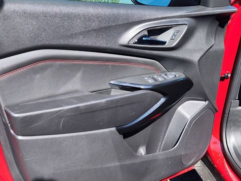 New 2026 Chevrolet Trax RS w/ Sunroof Package image 12