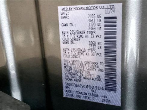 Used 2025 Nissan Rogue SV FWD image 34
