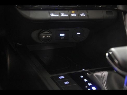 Certified 2025 Hyundai Elantra Sport FWD image 13